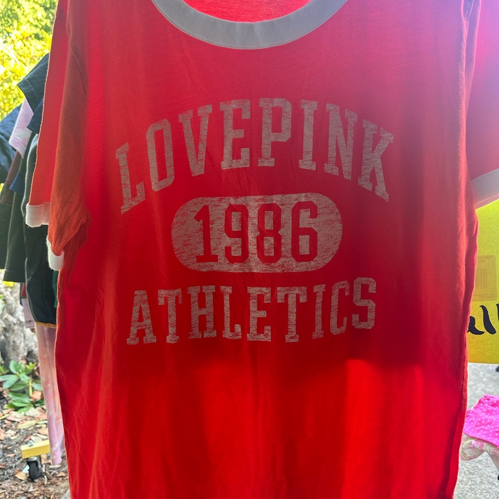 Pink Shirts - Picture 4 of 4